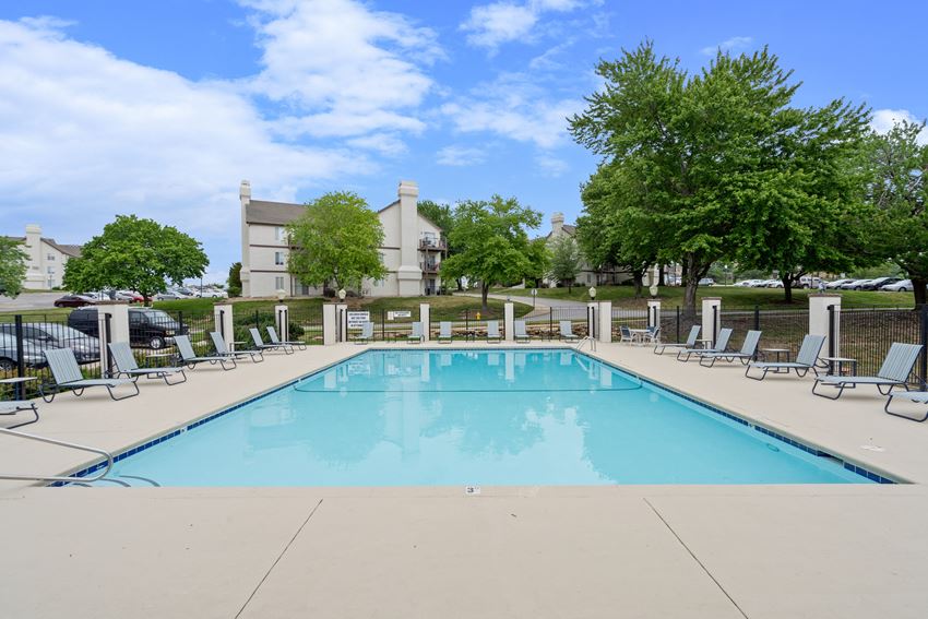 Millcreek Woods Apartment Homes, 1711 N. Ridgeview Rd, Olathe, KS